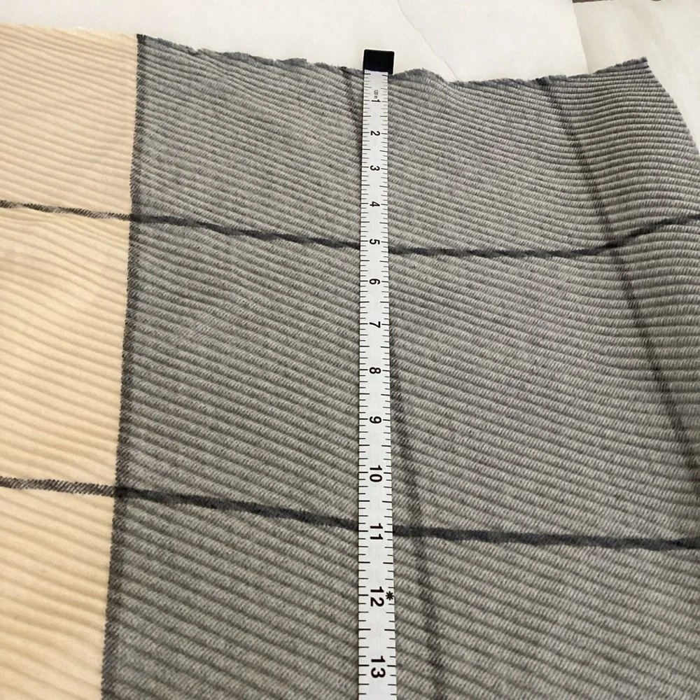 Brave + True Belfast Scarf Grey Cream Plaid Large NWT